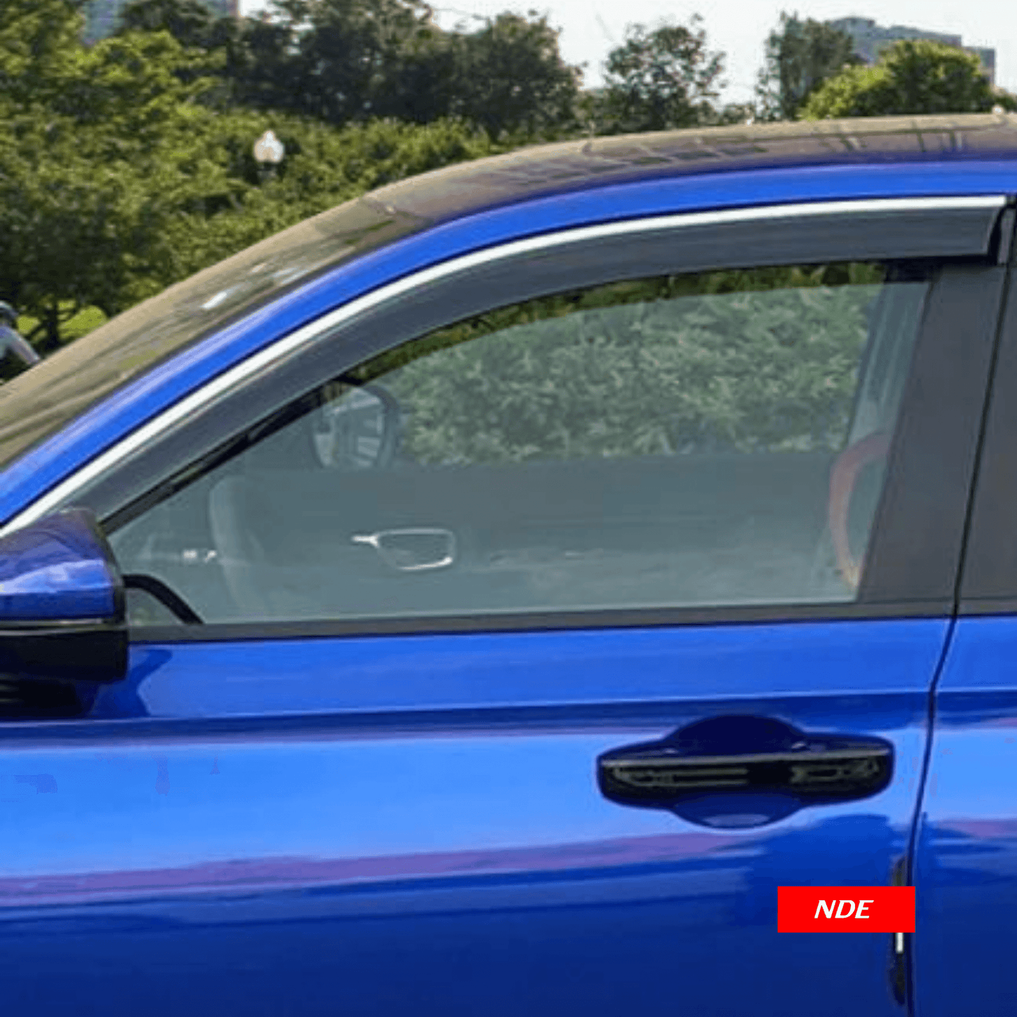 AIR PRESS BLACK TINTED DOOR WINDOW VISOR WITH CHORME FOR CHANGAN OSHAN X7 - TXR - ndestore.com