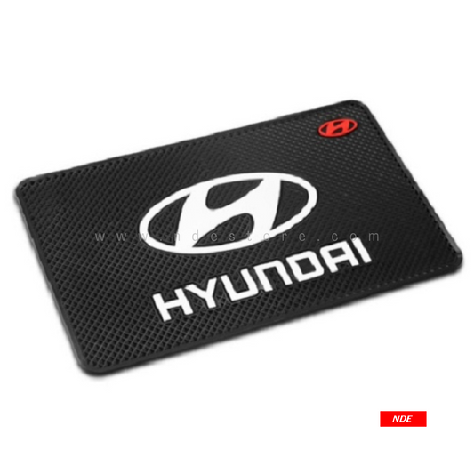 DASHBOARD MAT NON-SLIP - HYUNDAI - ndestore.com